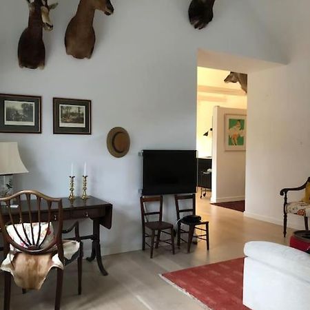 Cozy, Quiet Guest House Perfect For Business Or Pleasure Хиллерёд Экстерьер фото