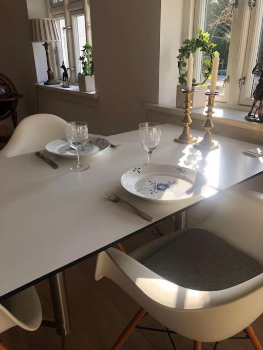 Cozy, Quiet Guest House Perfect For Business Or Pleasure Хиллерёд Экстерьер фото